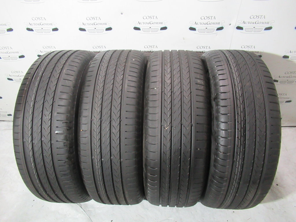 235 60 18 Continental NUOVE Estive 4 Gomme