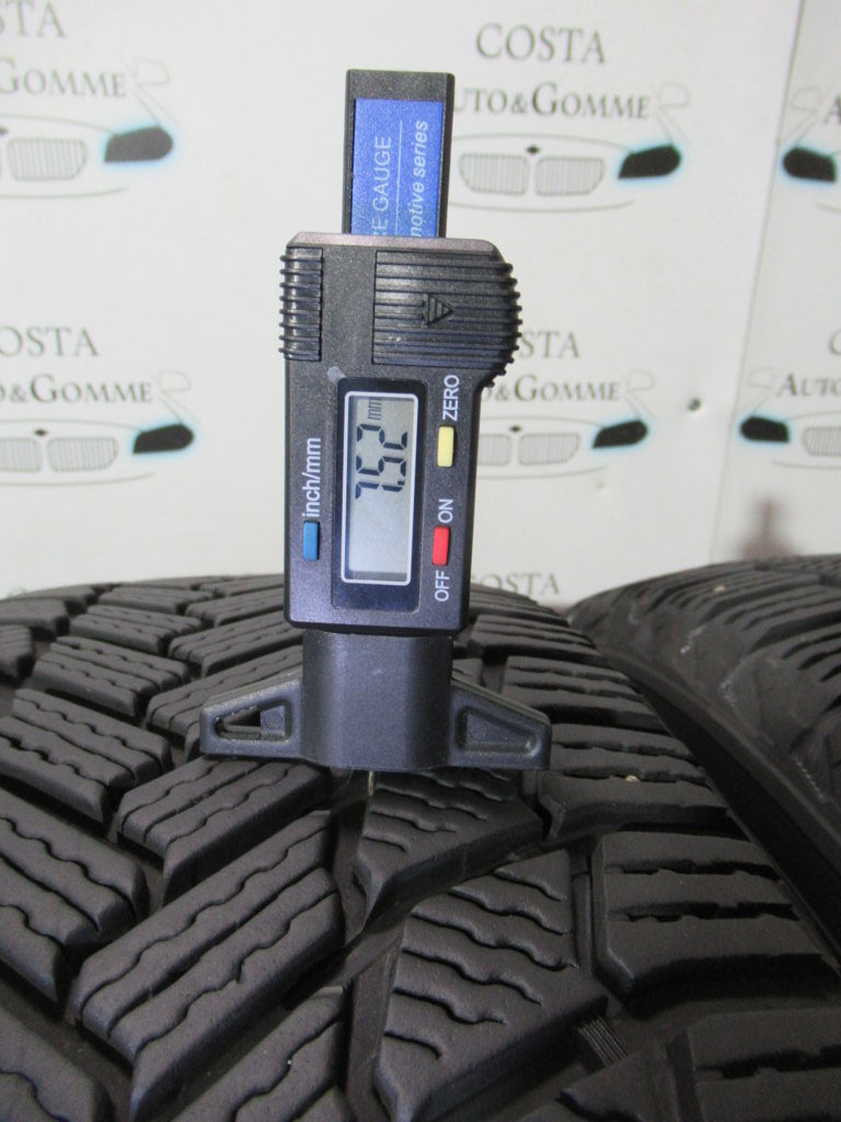 235 55 19 Michelin 2022 MS 95% 4 Gomme