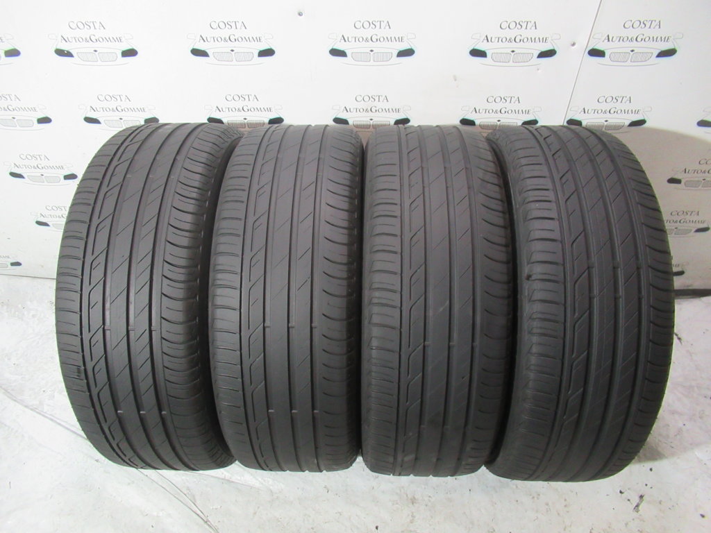 225 55 18 Bridgestone 80% 225 55 R18 4 Gomme
