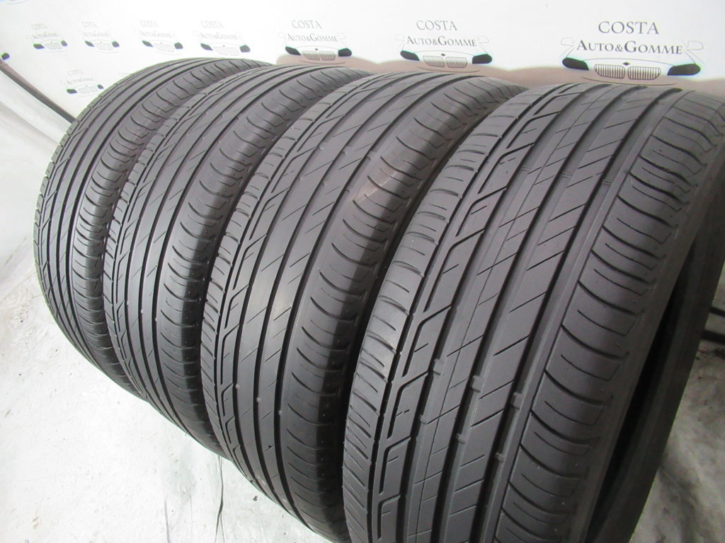 225 55 18 Bridgestone 80% 225 55 R18 4 Gomme