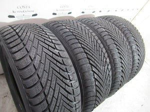 215 50 18 Pirelli NUOVE 215 50 R18 4 Gomme