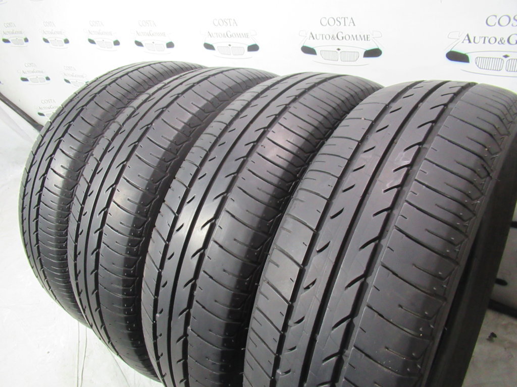 185 65 15 Bridgestone 85% 185 65 R15 4 Gomme