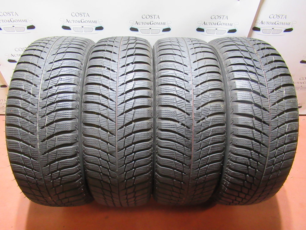 205 60 16 Bridgestone 2016 99% MS 205 60 R16 4 Gomme